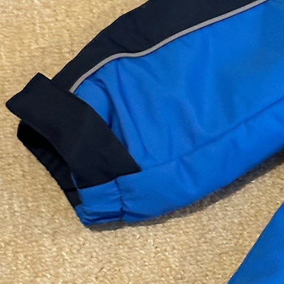 Kids winter coat - Athletech - boys size L 10/12 hooded blue black - Picture 7 of 13